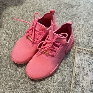 Pink adidas nmd size 5